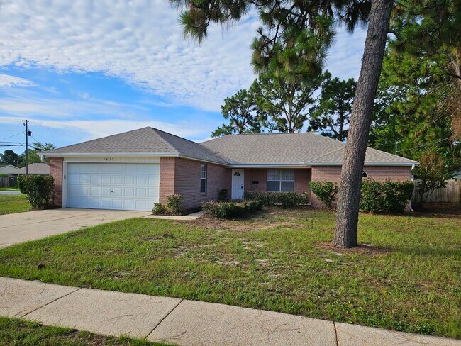 Photo - 9425 Victoria Ln