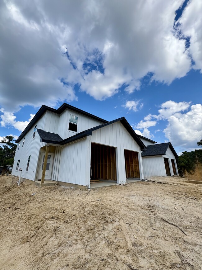 Building Photo - 8425 Harvard Dr Unit 8425 Harvard