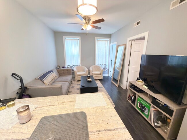 Photo - 1433 N Cleaver St