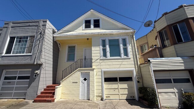 Photo - Epic REA - Expansive 2BD/ 1BA with Huge Garage in the Outer Mission