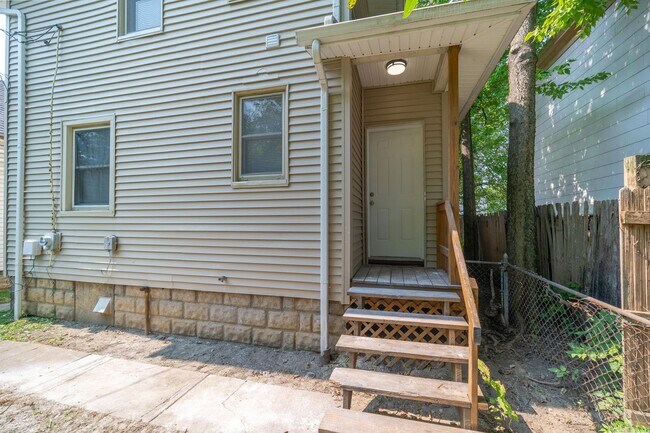 Photo - 810 Miller Ave