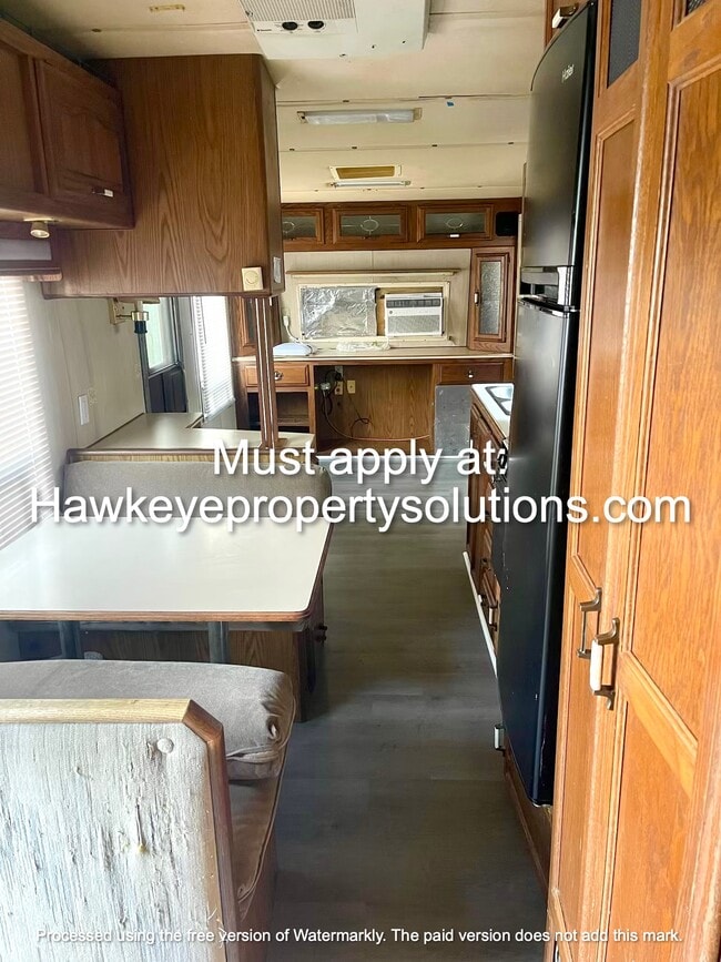 Photo - 3315 E Main St