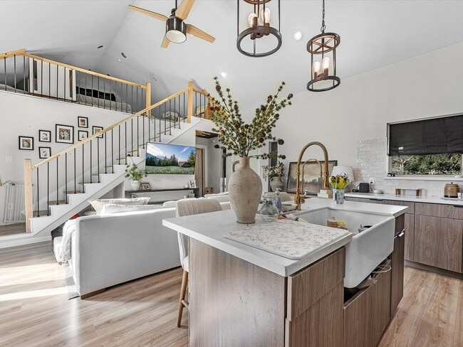 Building Photo - 3209 Pennsylvania St