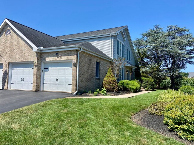 Building Photo - 117 Stone Hedge Ct Rental