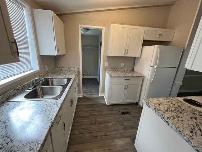 Photo - Grove Point Mobile Homes