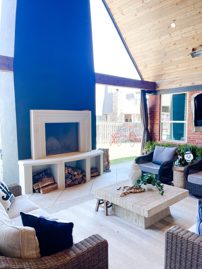 Photo - 4616 Caveat Dr