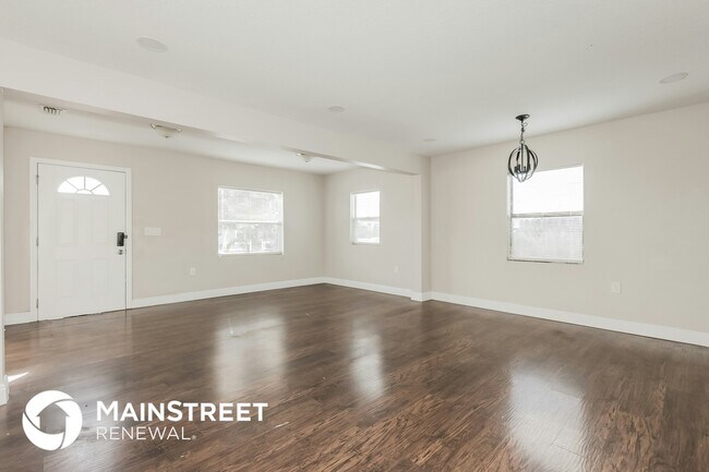 Photo - 4917 Emerson Ave S