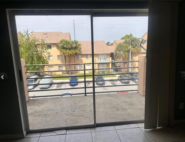 5213 Via Hacienda Cir