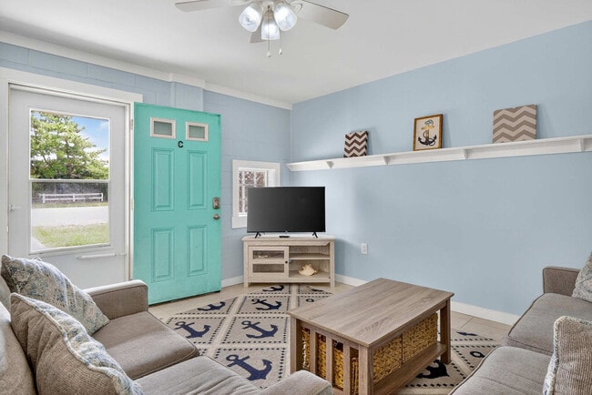 Building Photo - 410 S Anderson Blvd Unit ID1302637P Rental