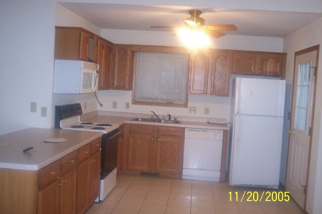 1403 Glenview Ln