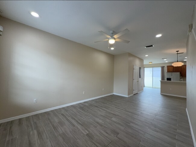 Photo - 6566 Marlberry Way