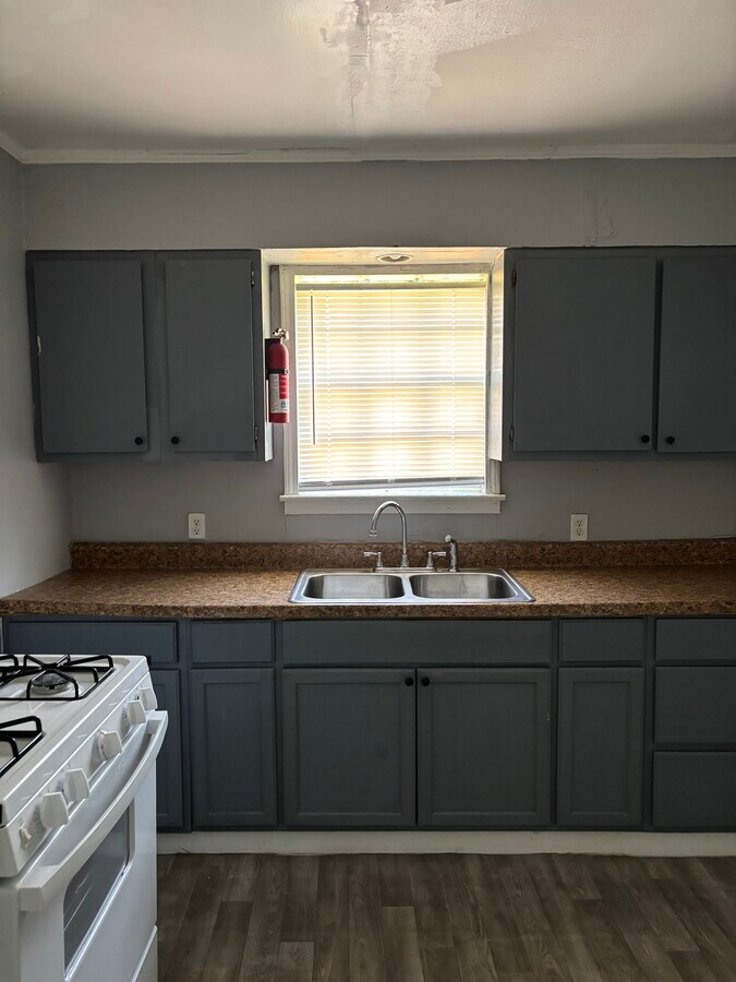 Photo - 709 Cecelia Ave Unidad 709