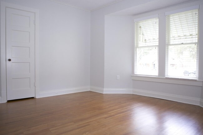 Photo - 713 E Obryant St