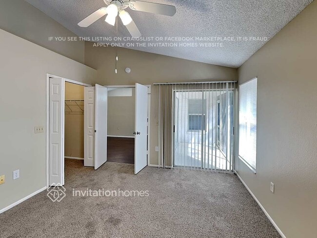 Photo - 515 49th St E