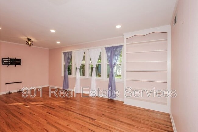 Photo - 5103 Edenshire Ave