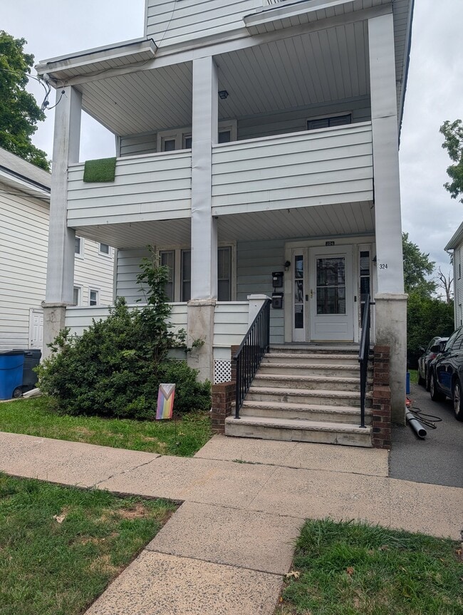 Building Photo - 324 Montgomery St