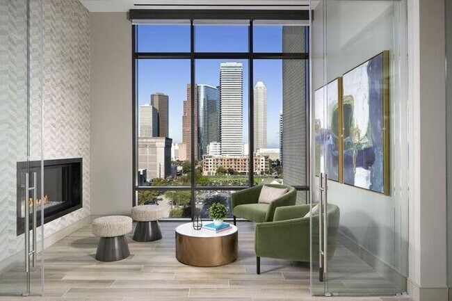 Photo - 1515 Austin St Unit c7