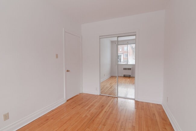 Photo - 3010 Av. Van Horne Unité 15