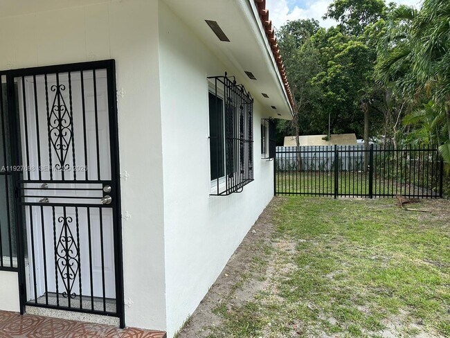 Photo - 7071 SW 4th St Unit 2