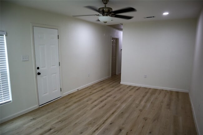 Building Photo - 621 North St Rental