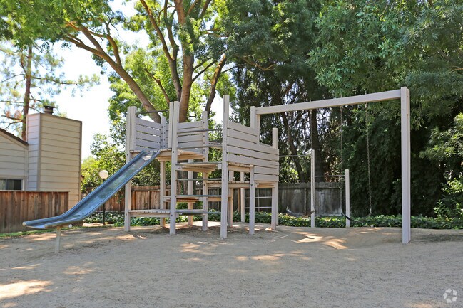 Photo - Olivewood Apartments
