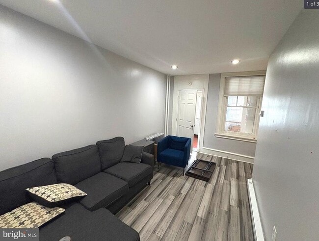 Photo - 225 S 49th St