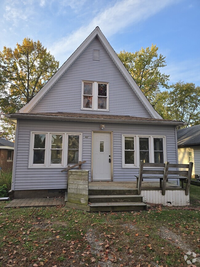 Building Photo - 407 E Oakley Ave Rental