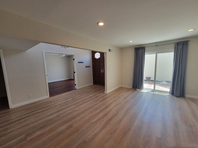 Photo - 11 Meadowsweet