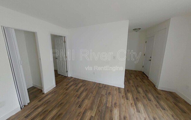 Photo - 1637 W 34th St