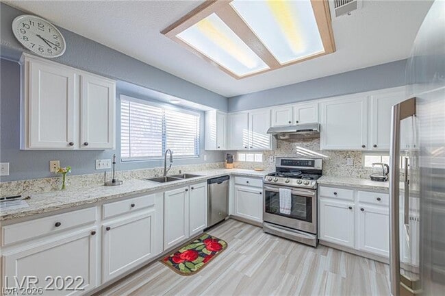 4565 S Bonita Vista St