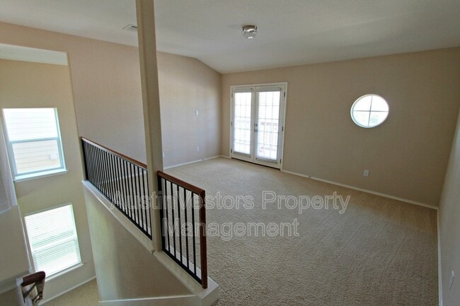Photo - 11125 Old Quarry Rd