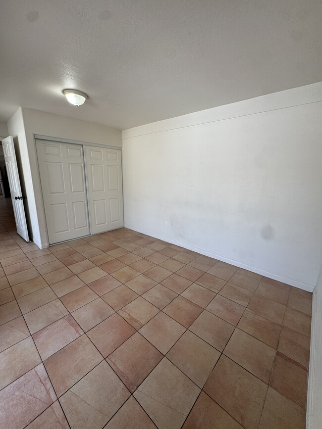 Photo - 758 W Longden Ave