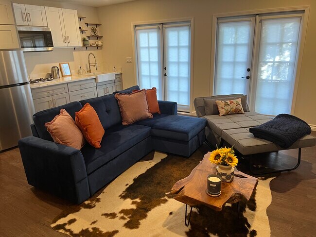 Photo - 1165 Coldwater Canyon Dr House