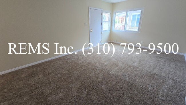 Photo - Bright Upstairs 1 Bedroom Apartment w/ Shared Garage Parking Unit 8926