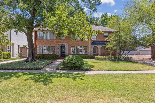 Photo - 4421 University Blvd