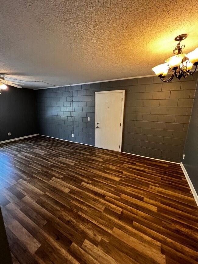 Photo - 1/1B 2nd floor unit located in Jacksonvill...