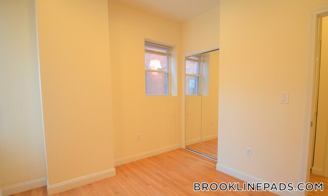 1801 Beacon St Unit 6