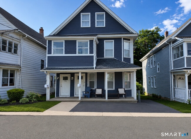Building Photo - 756 Stratford Ave Unit 756