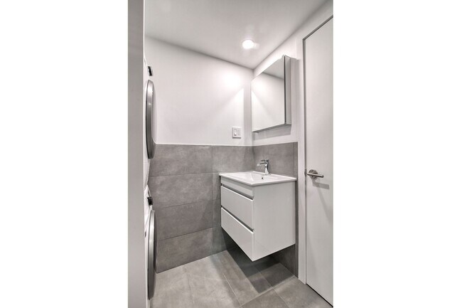 Photo - 2285 Rue St Mathieu Unité 605