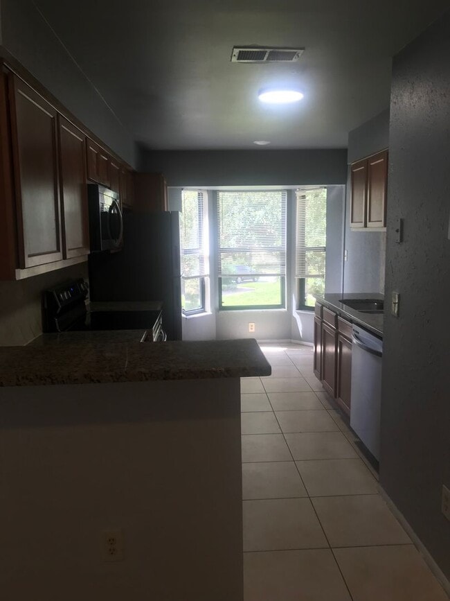 Photo - 7814SBC(100) Unit 7814SBC