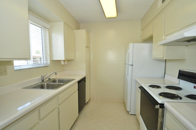Crestview Apartments