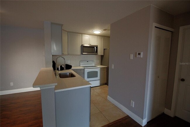 Photo - 8837 Latrec Ave Unit 5206