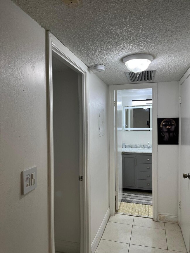 Photo - 7041 Environ Blvd Unit 127