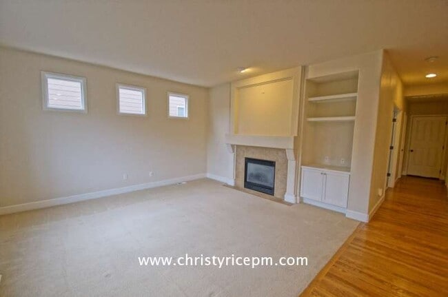 Photo - 308 239th Way SE