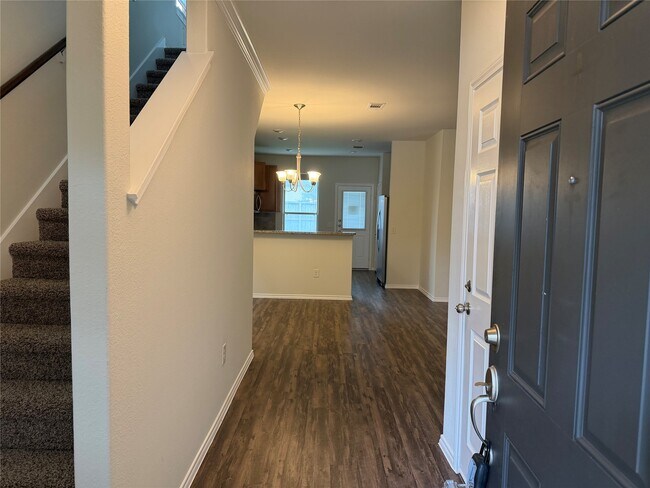 Photo - 15847 Smithland Dr