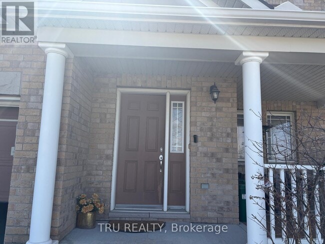 Photo - 684 Beatrice Dr