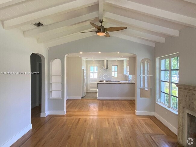 Building Photo - 668 NE 72nd Ter Rental
