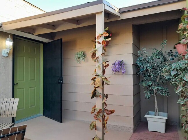 Photo - RED8247 Unit Apt A