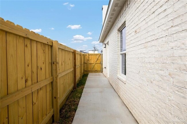 Photo - 11 San Jose Dr Unit 1