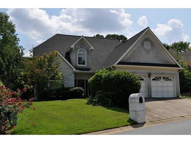 Building Photo - 2702 Bridgegate Cove NE